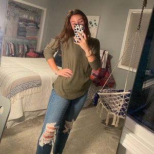 American Eagle soft and sexy plush top